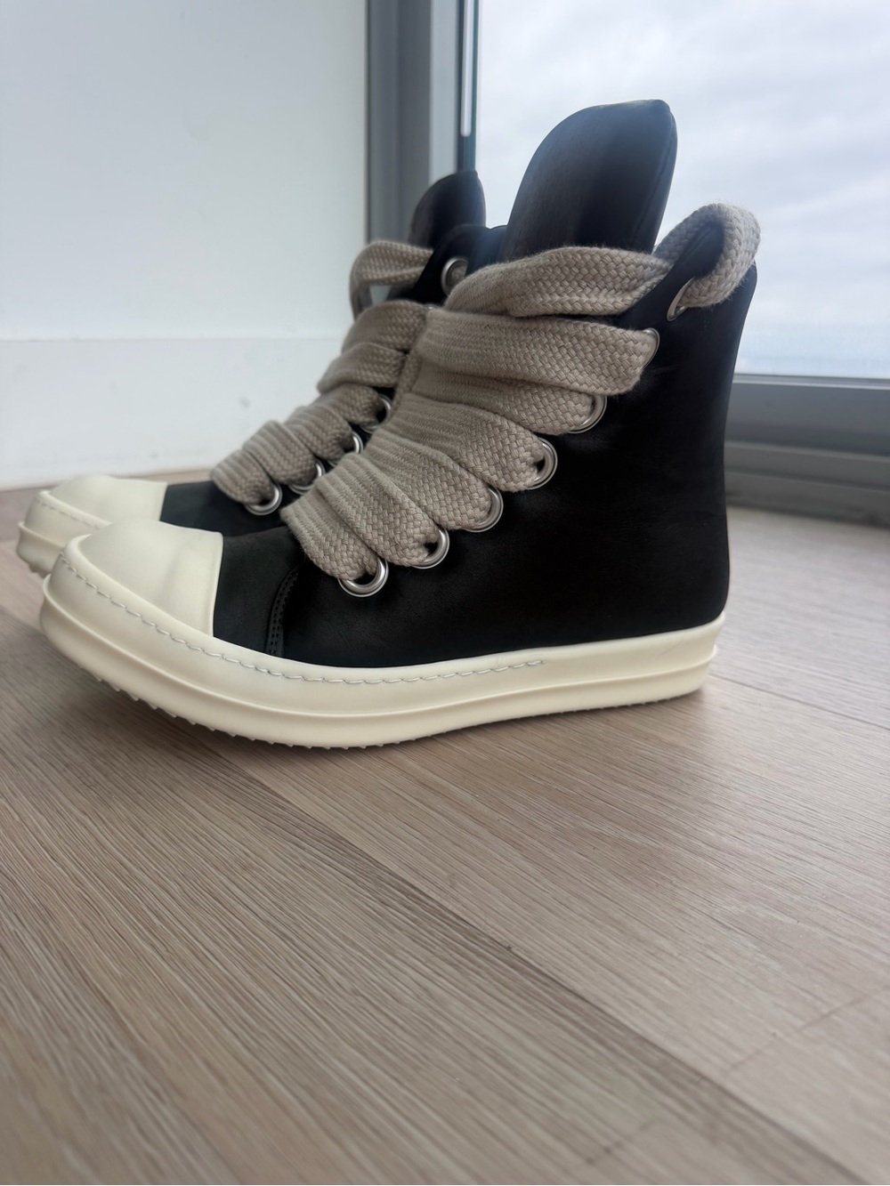Rick Owens Porterville Jumbolaced Padded High Sneakers Black/Milk Size 39